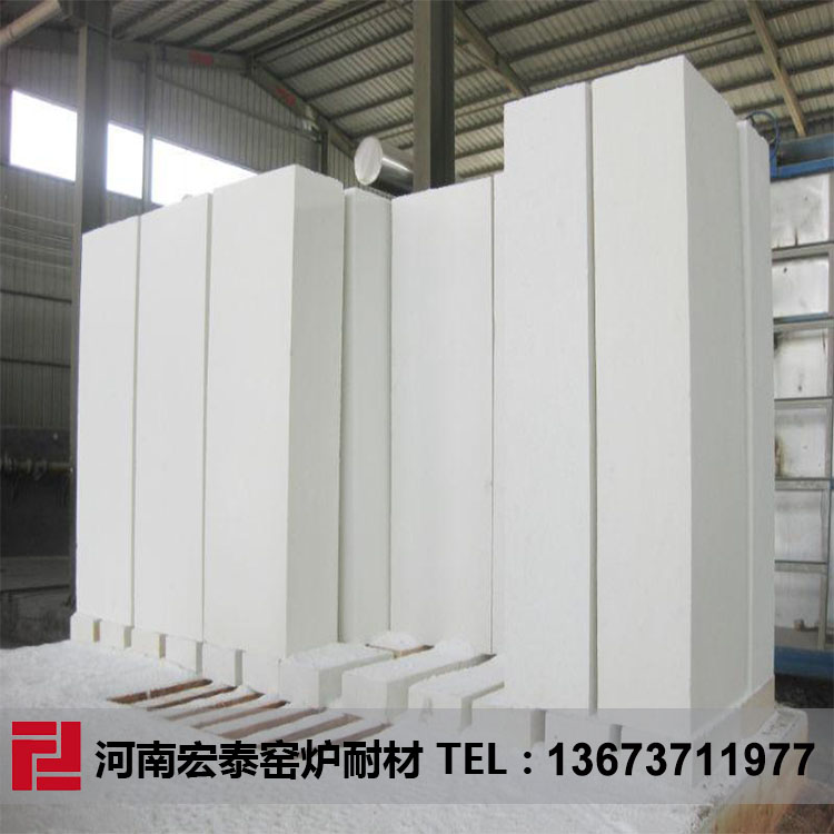 耐火澆注料要在市場(chǎng)競(jìng)爭(zhēng)中取